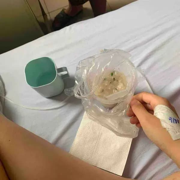 Ảnh đánh giá D**h i** 1